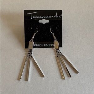 Taramanda Silver Dangle Earrings
